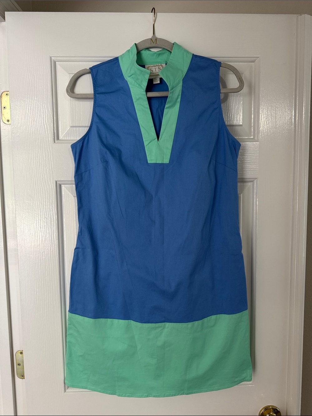 STS Colorblock Sleeveless Shift Dress in Blue & Mint